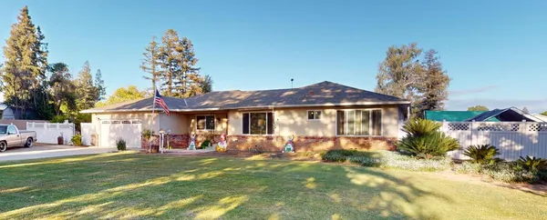 $720,000 | 7690 Leonard Avenue, Clovis, CA 93619