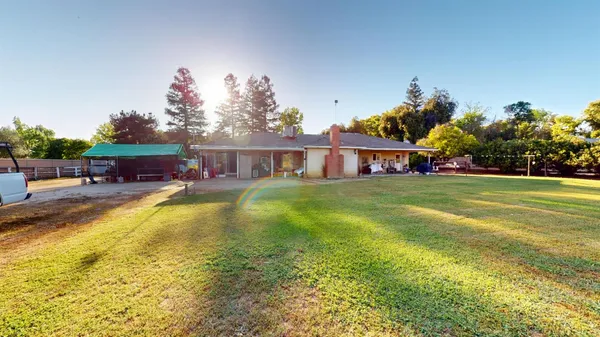 $720,000 | 7690 Leonard Avenue, Clovis, CA 93619