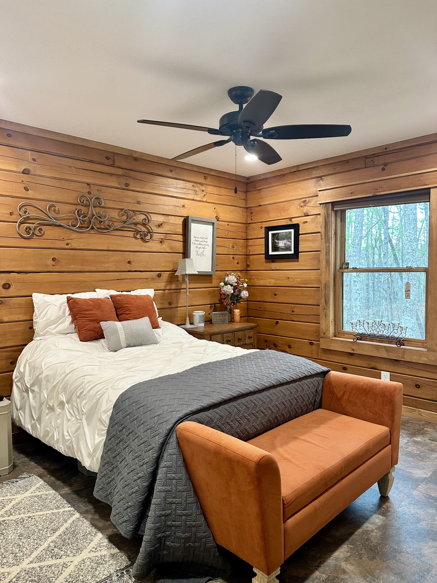 673 Arrowhead Road Moss, TN 38575 - Photo 19 of 31 a bedroom with a bed and window