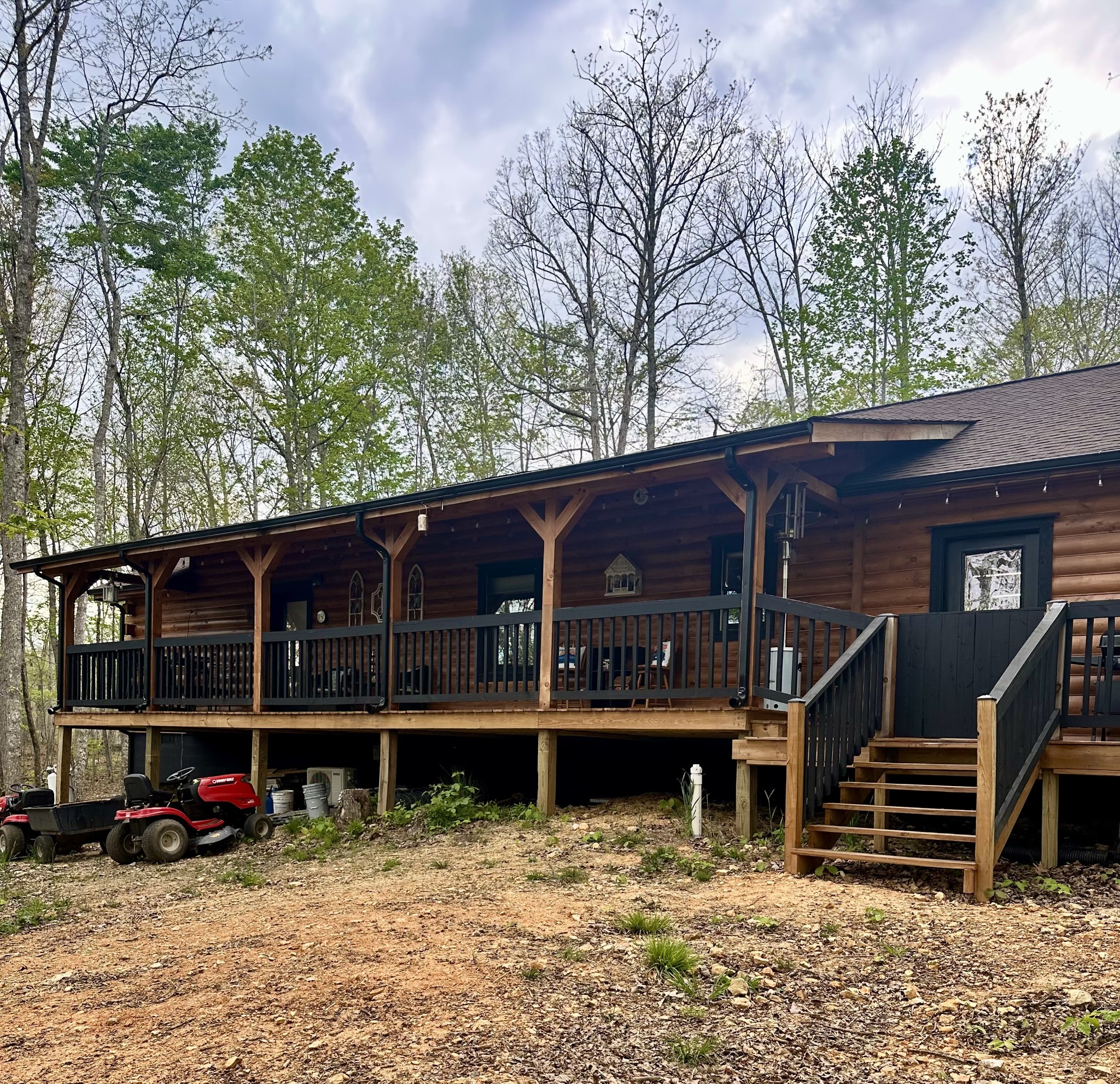 673 Arrowhead Road Moss, TN 38575 - Photo 29 of 31 front view of a house with a small yard