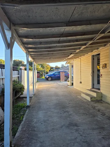 a view of parking area