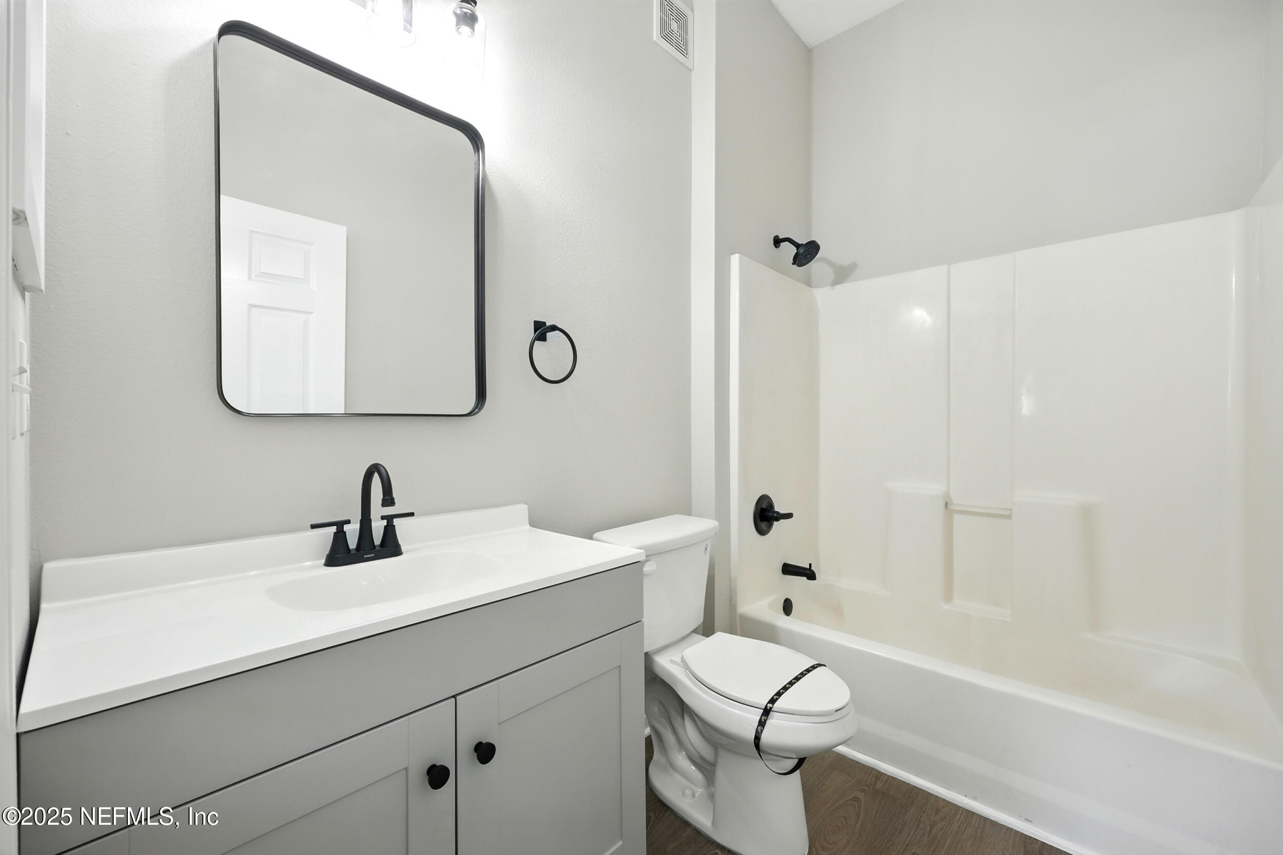 7920 Merrill Road, Unit 107 Jacksonville, FL 32277 - Photo 12 of 26 Primary Bath