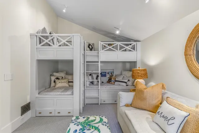 $4,495,900 | 0 Lincoln 3 Sw Of 10th Avenue, Carmel, CA 93923