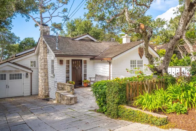 $4,495,900 | 0 Lincoln 3 Sw Of 10th Avenue, Carmel, CA 93923