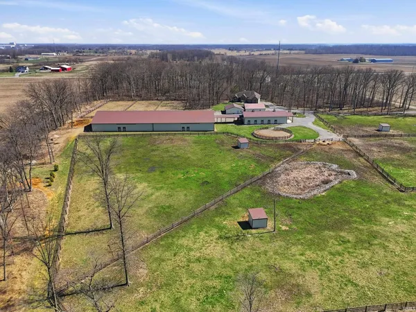 $975,000 | 5133 County Road 48, Auburn, IN 46706