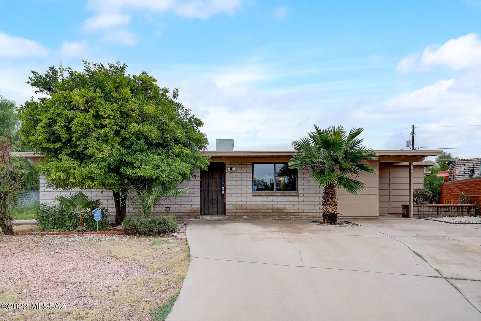 5808 South Ray Stravenue Tucson, AZ 85706 - Photo 1 of 31