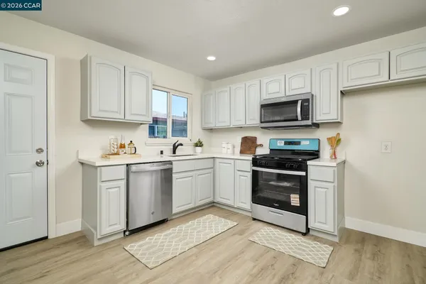 $475,000 | 48 West Leland Road, Pittsburg, CA 94565