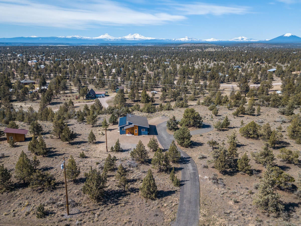 16192 Southwest Steelhead Road Terrebonne, OR 97760 - Photo 33 of 33 2021_04_12_16192_sw_steelhead_rd-7