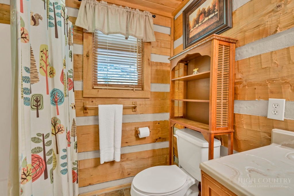 267 Streamside Lane Seven Devils, NC 28604 - Photo 17 of 42 Gallery Image 17