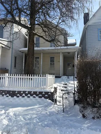 $89,900 | 602 4th Street, Braddock, PA 15104
