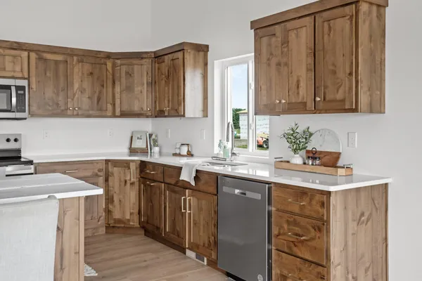 $399,900 | 2611 38th Avenue South, Moorhead, MN 56560