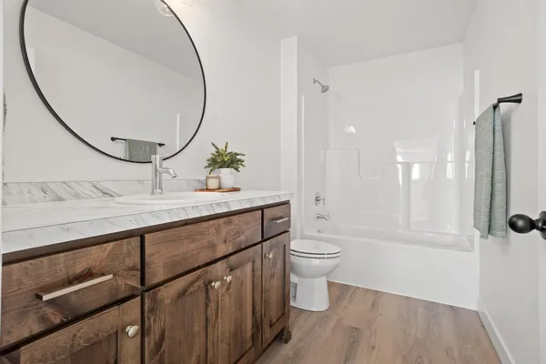 $399,900 | 2611 38th Avenue South, Moorhead, MN 56560