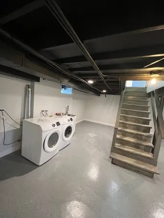 $3,200 | 8000 North Ozark Avenue, Niles, IL 60714