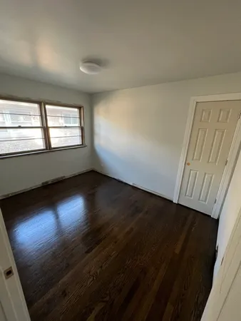 $3,200 | 8000 North Ozark Avenue, Niles, IL 60714