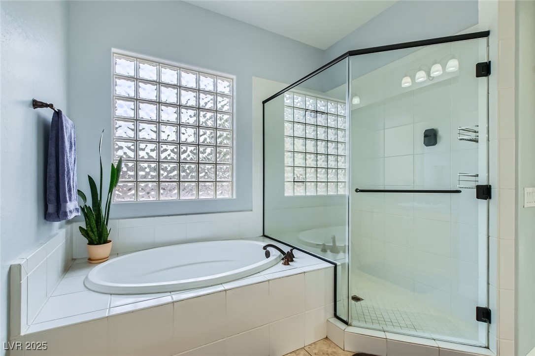 7404 Eggshell Drive North Las Vegas, NV 89084 - Photo 18 of 39 Primary bathroom with garden tub & oversized showe
