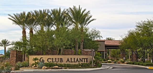 7404 Eggshell Drive North Las Vegas, NV 89084 - Photo 29 of 39 View of community sign