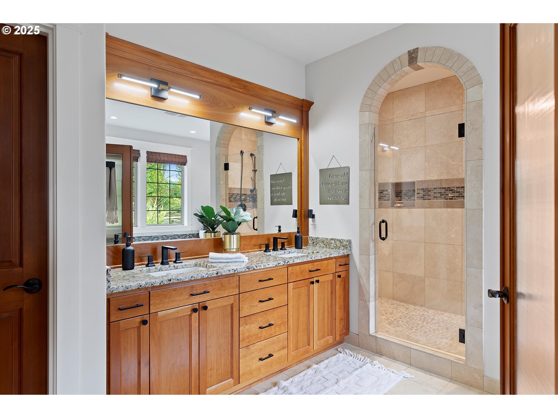 37212 South Sawtell Road Molalla, OR 97038 - Photo 15 of 46 a bathroom with a shower sink and mirror