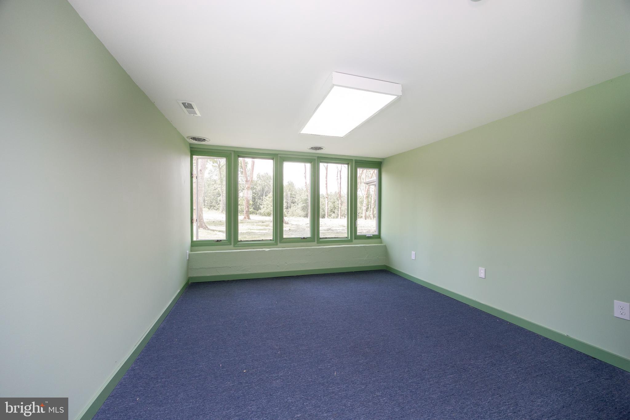 2488 Sanatoga Road Pottstown, PA 19464 - Photo 22 of 92 an empty room with a window