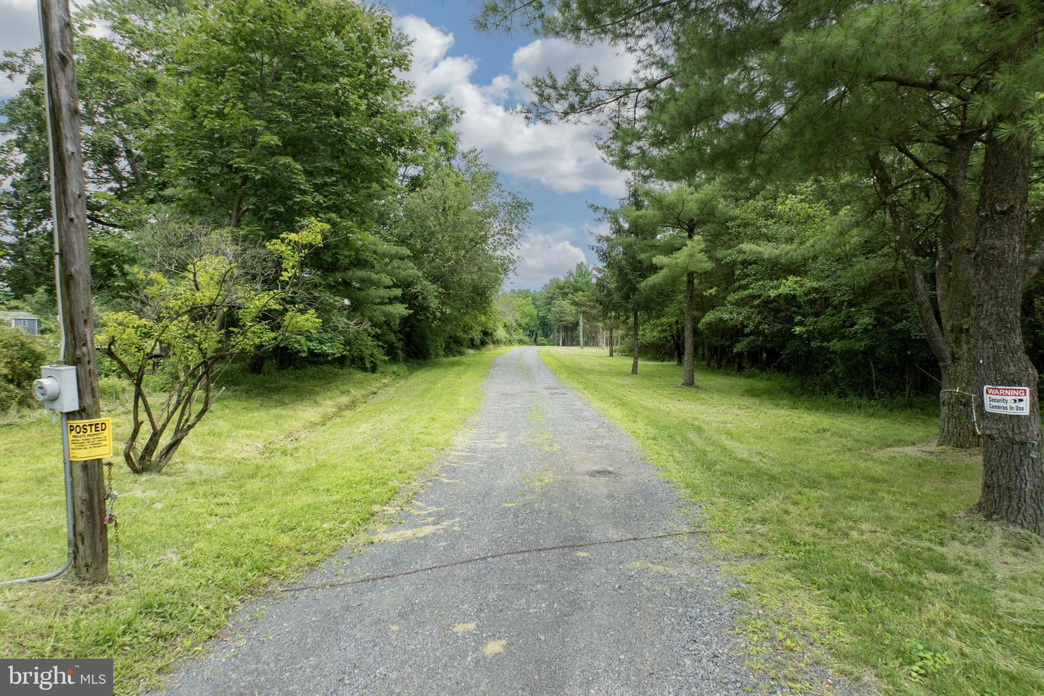 2488 Sanatoga Road Pottstown, PA 19464 - Photo 59 of 92 a view of an outdoor space and a yard