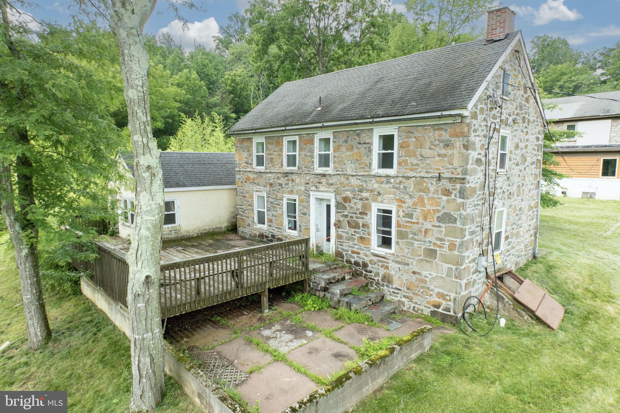 2488 Sanatoga Road Pottstown, PA 19464 - Photo 61 of 92 Stone house