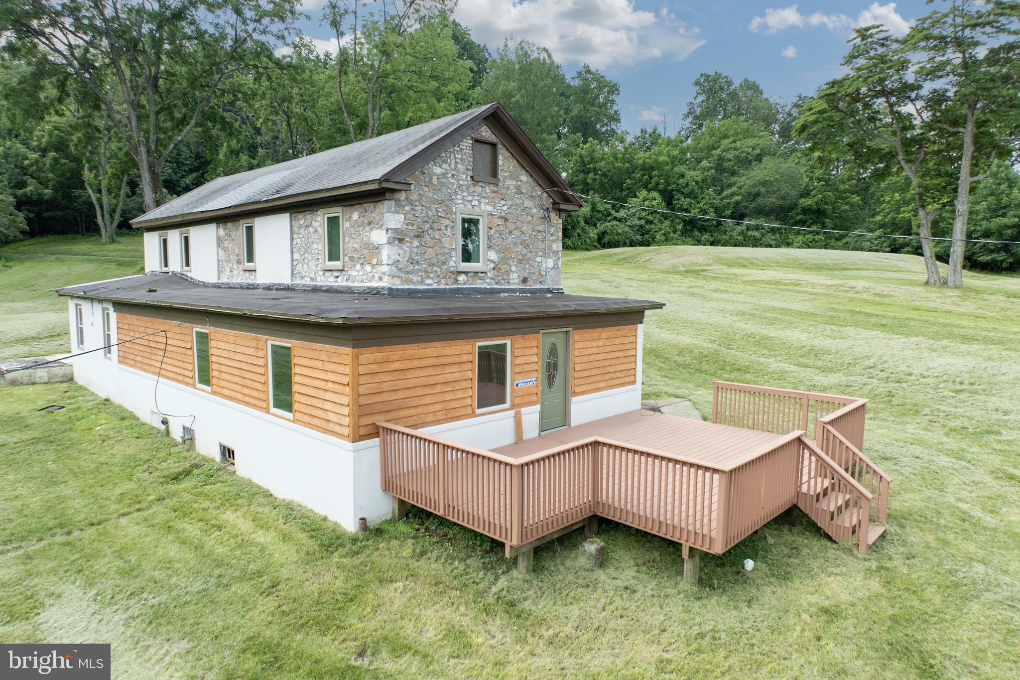 2488 Sanatoga Road Pottstown, PA 19464 - Photo 64 of 92 Farm House