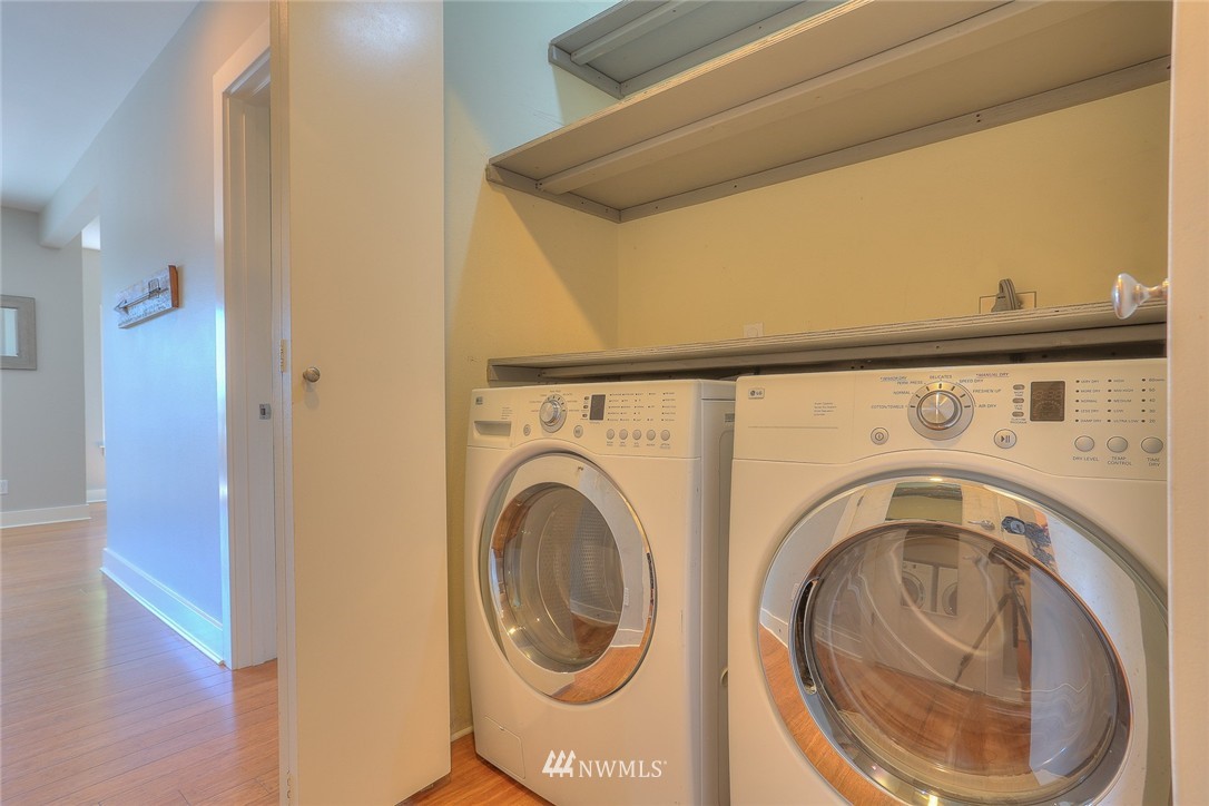 3912 Midvale Avenue North, Unit 301 Seattle, WA 98103 - Photo 24 of 25