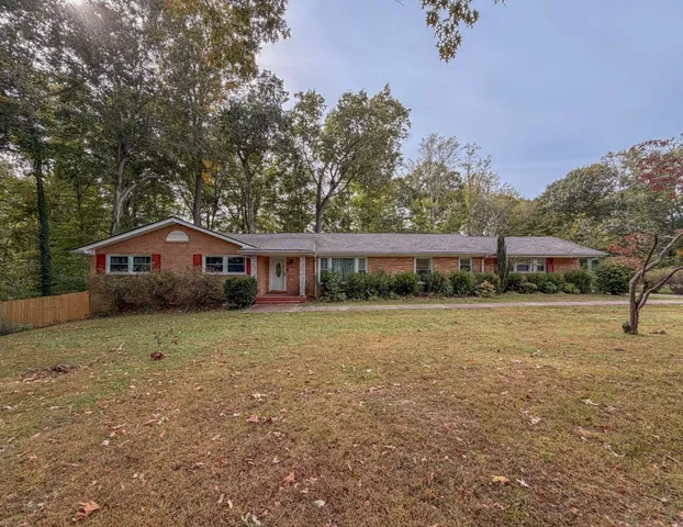 a house view with a outdoor space