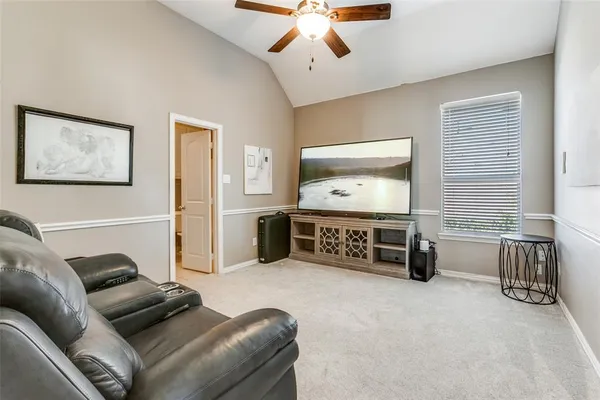 a view of a workspace with furniture and a livingroom