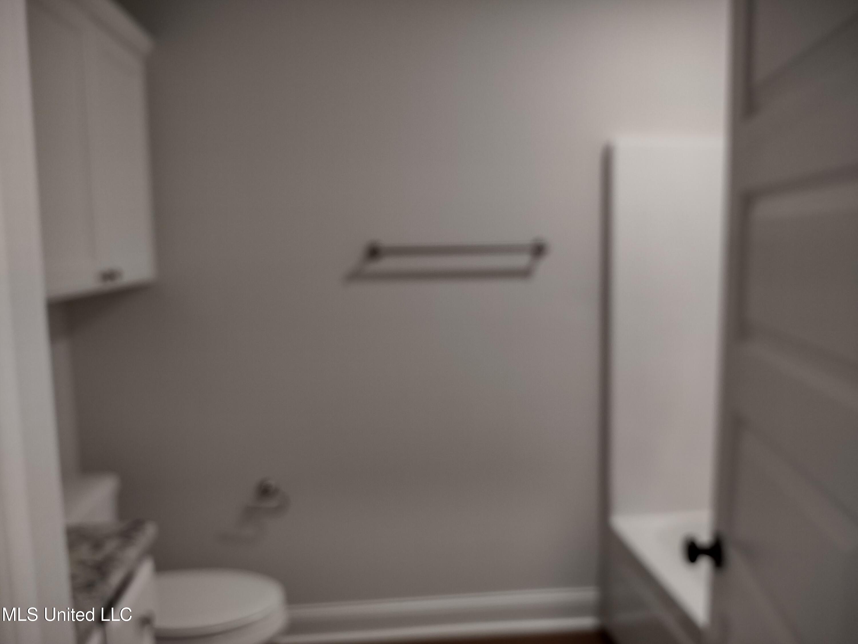 1007 Silver Circle Pearl, MS 39208 - Photo 7 of 9 8