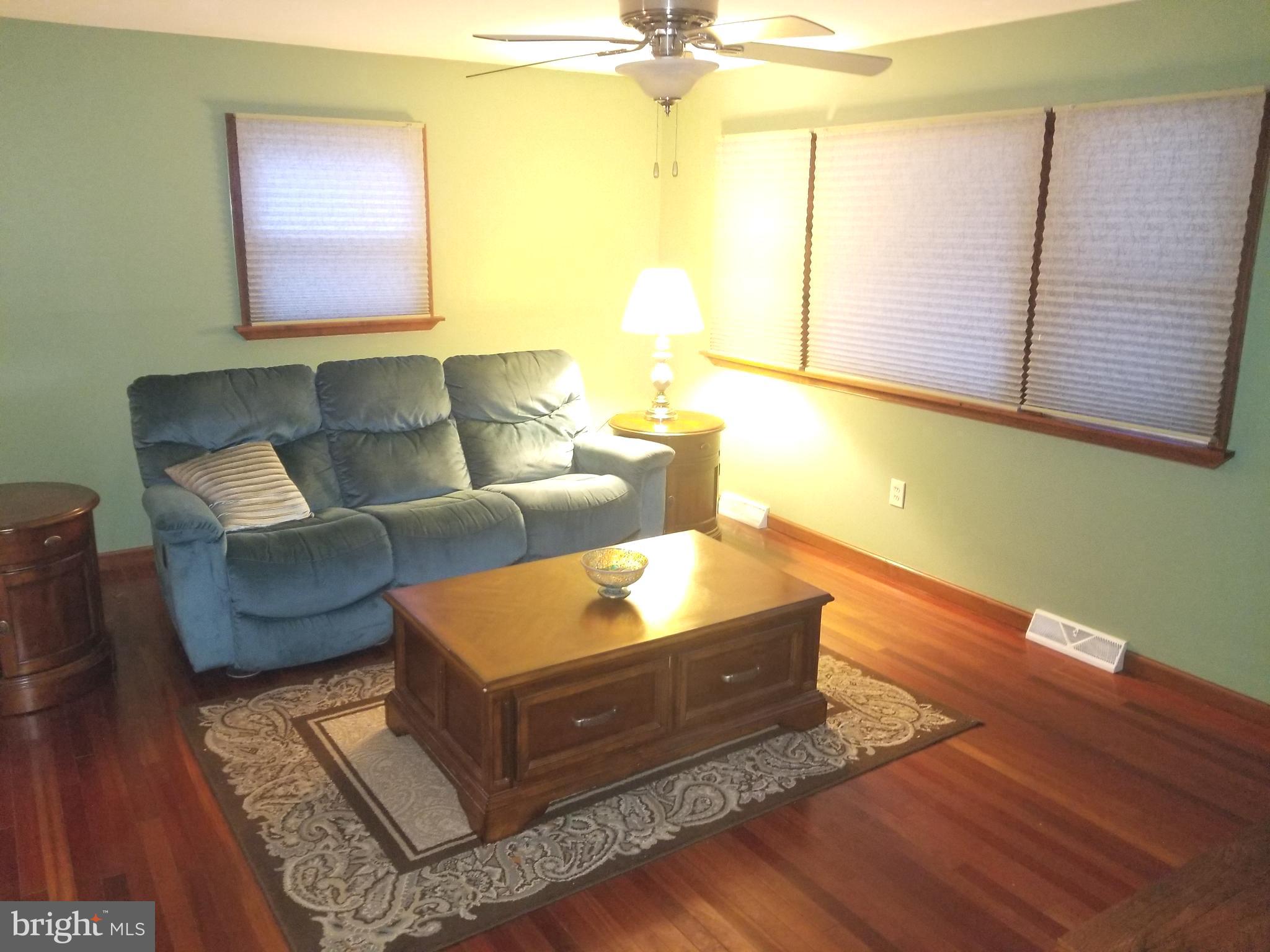 76 Atlantic Avenue Clementon, NJ 08021 - Photo 5 of 25 Gallery Image 5