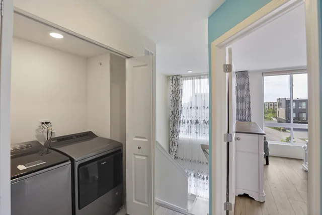 $3,000 | 1298 Catalina Ct., Schaumburg, IL 60173