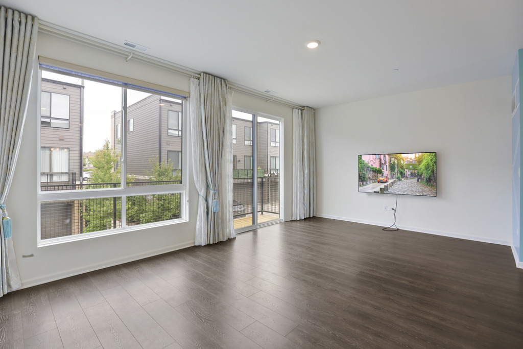 1298 Catalina Ct. Schaumburg, IL 60173 - Photo 4 of 19