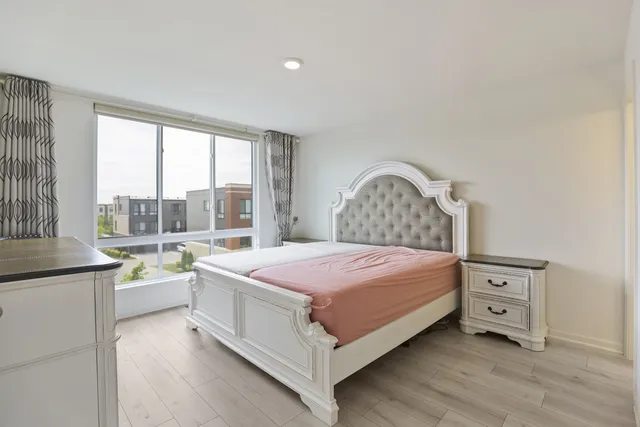 $3,000 | 1298 Catalina Ct., Schaumburg, IL 60173