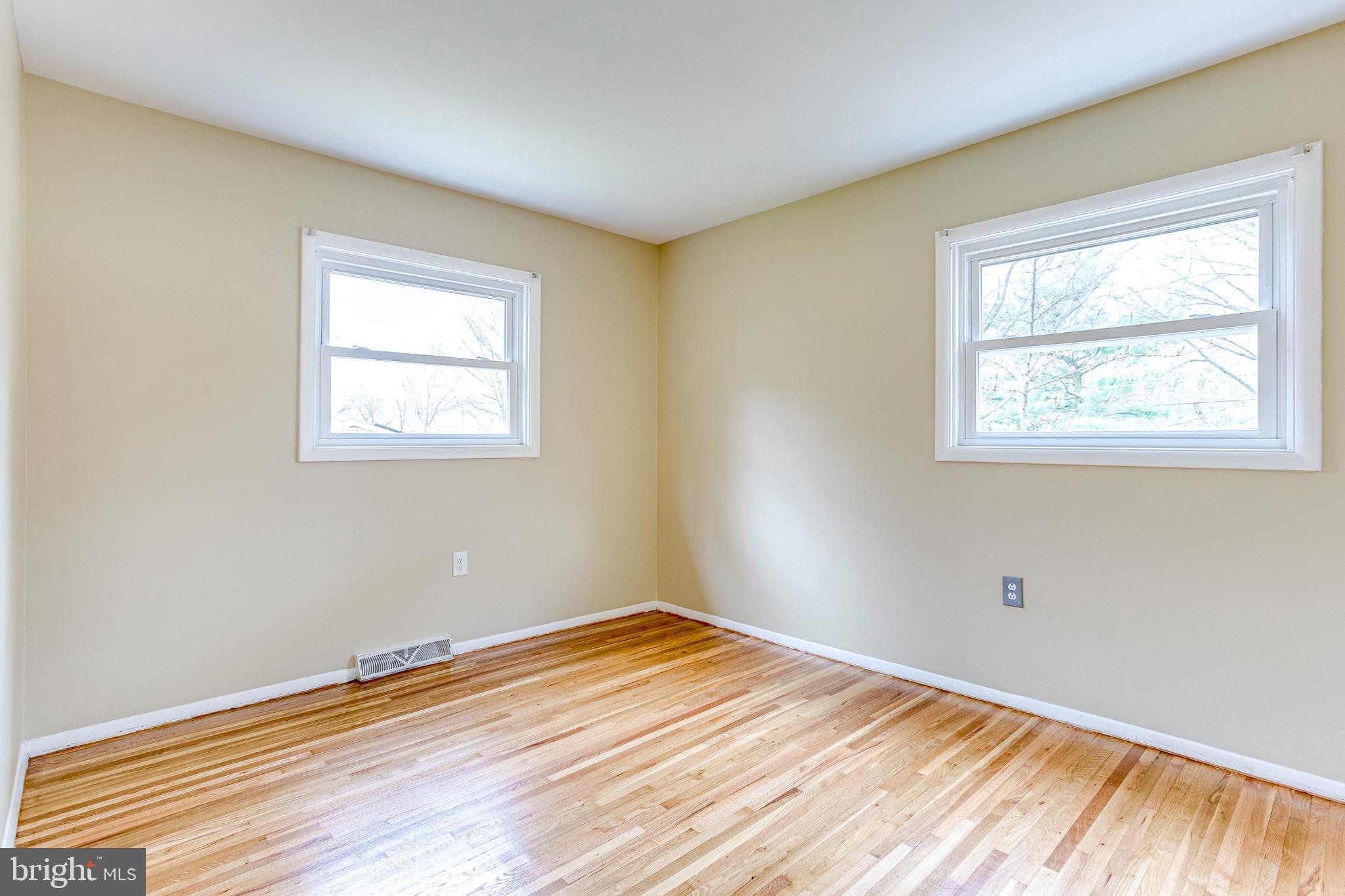 10400 Iris Place Adelphi, MD 20783 - Photo 12 of 32