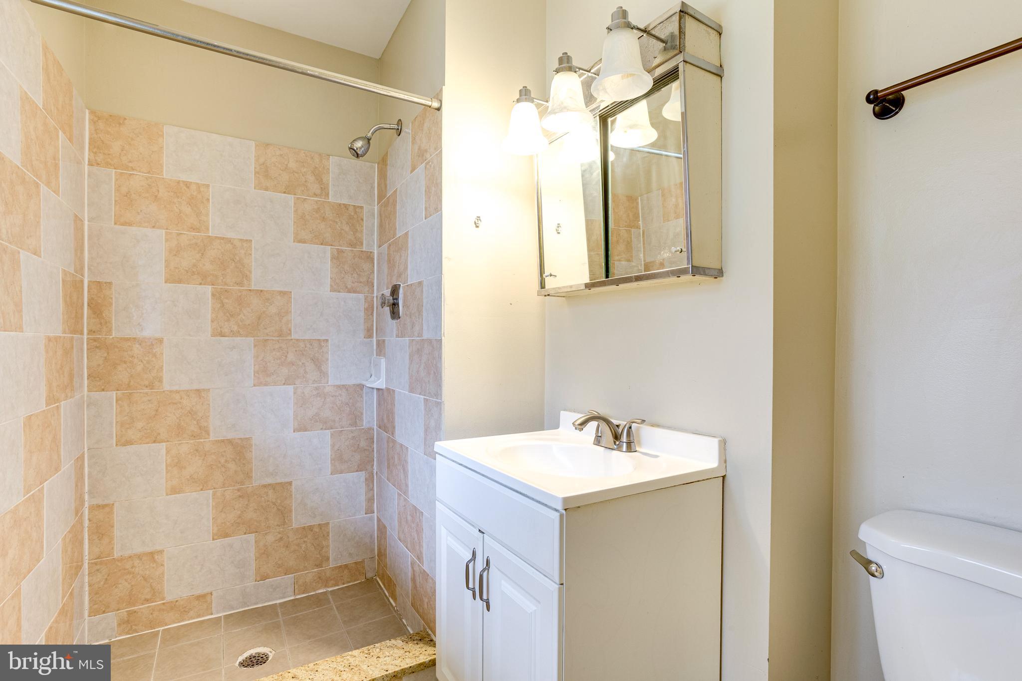 10400 Iris Place Adelphi, MD 20783 - Photo 16 of 32