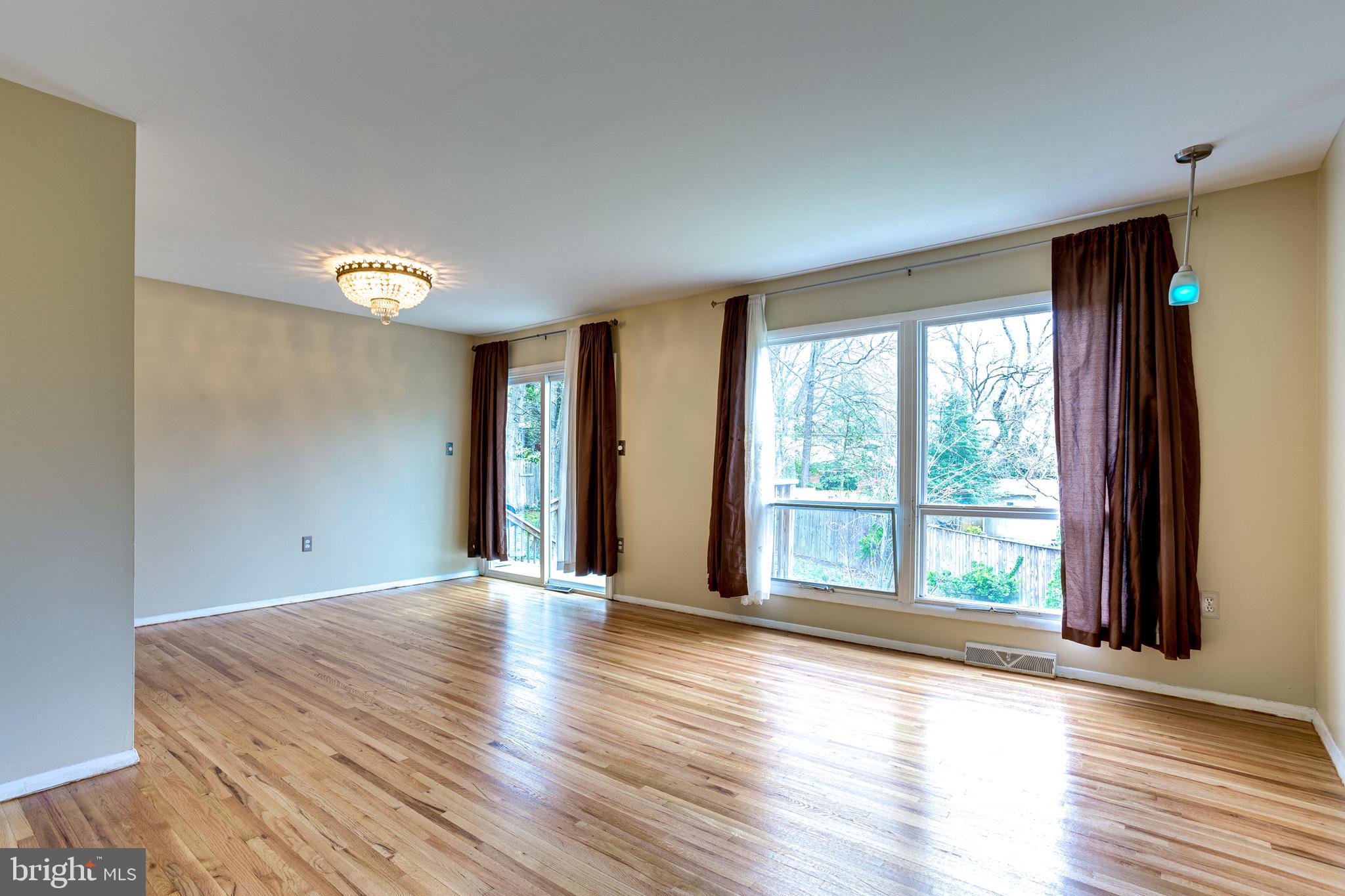 10400 Iris Place Adelphi, MD 20783 - Photo 5 of 32