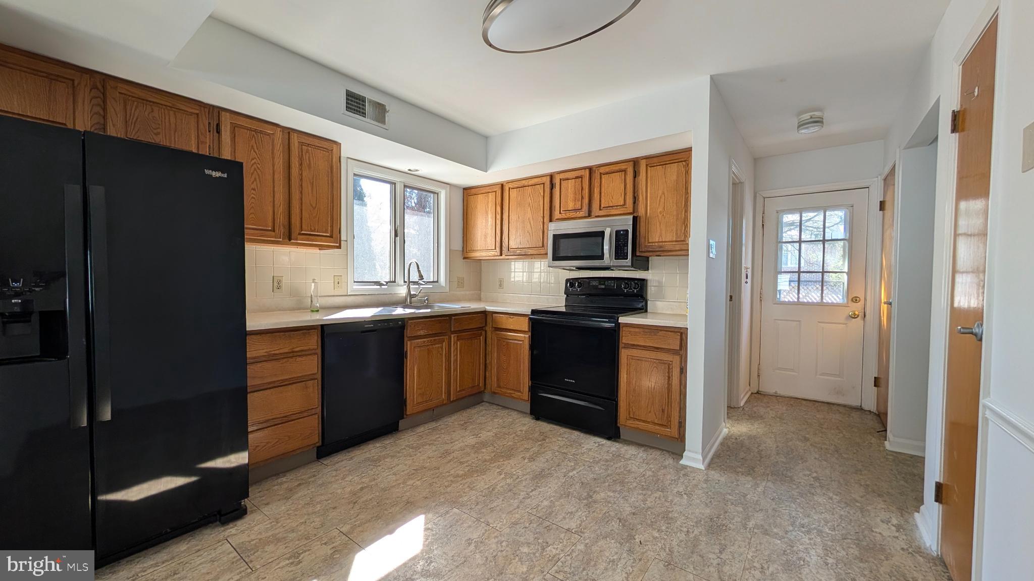 1 West Belair Road Ridley Park, PA 19078 - Photo 12 of 31 Kitchen with modern finishes