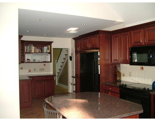 35 Harding Road Lexington, MA 02420 - Photo 3 of 6