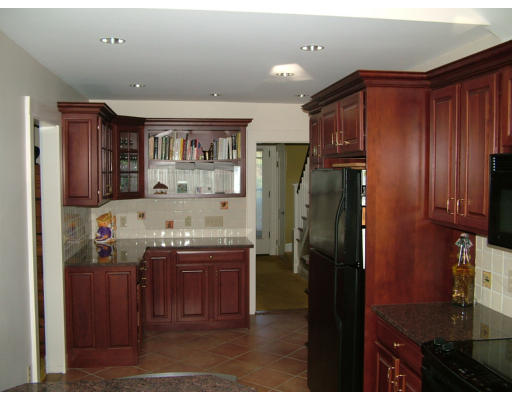 35 Harding Road Lexington, MA 02420 - Photo 4 of 6