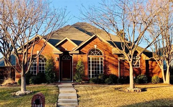 $2,700 | 8410 Stoneview Drive, Frisco, TX 75034