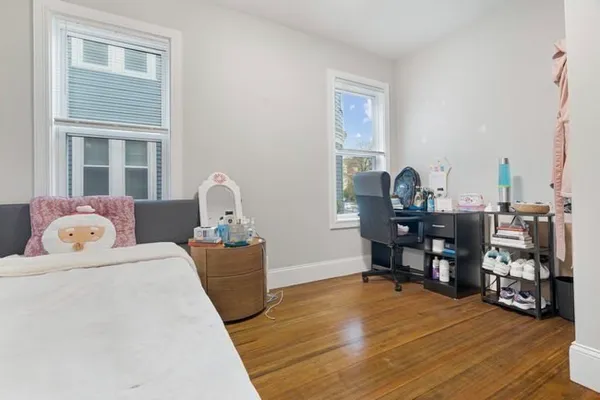 $2,300,000 | 25 Pleasant Street, Boston, MA 02125