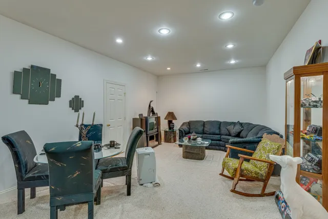 $799,900 | 4664 New Cut Road, Greenbrier, TN 37073