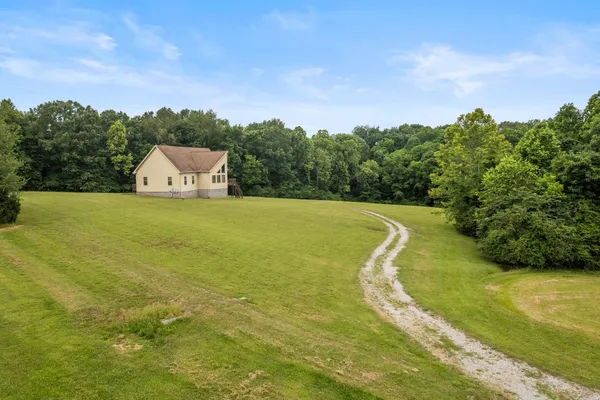 $796,900 | 4664 New Cut Road, Greenbrier, TN 37073