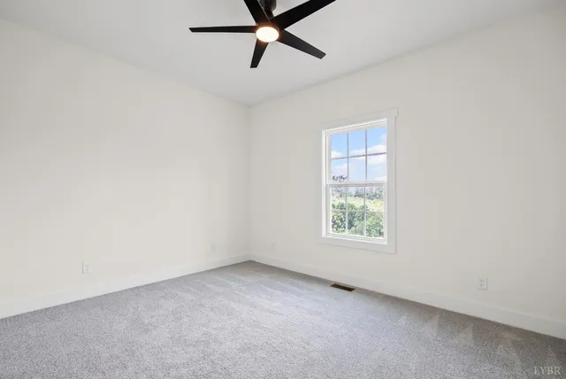 $369,900 | 4 Hickory Cove Lane, Moneta, VA 24121