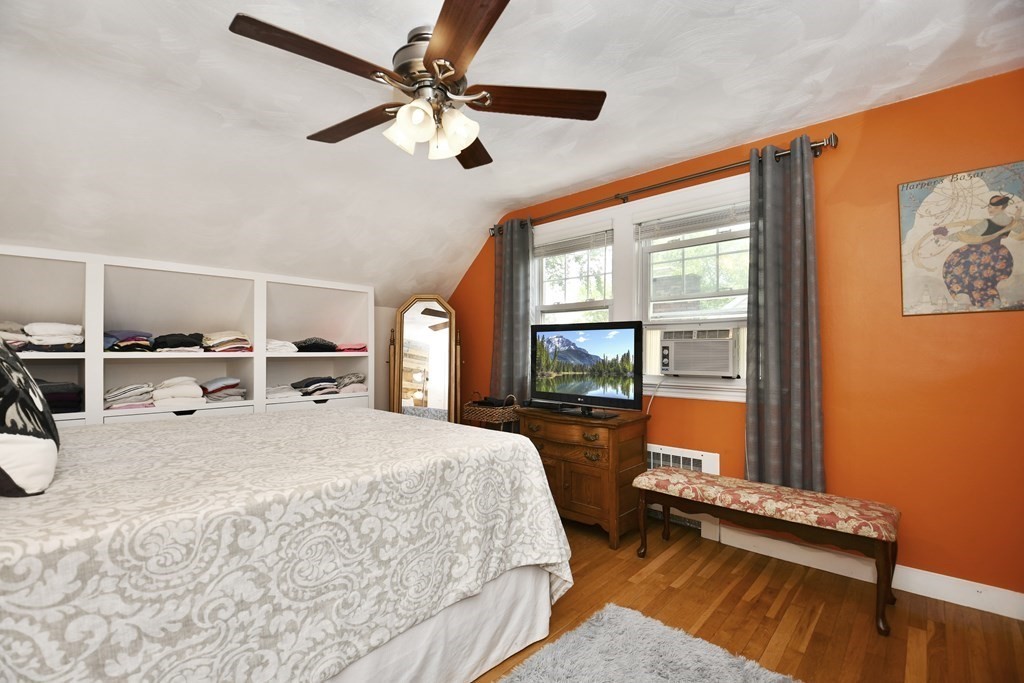 19 Hartford Road Worcester, MA 01606 - Photo 15 of 27