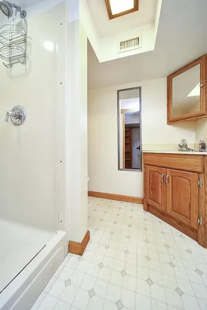 $2,550 | 2725 Mailan Drive, Nashville, TN 37206