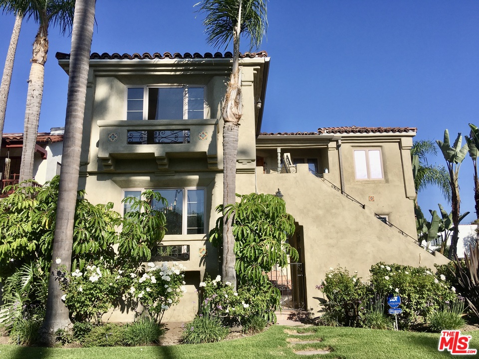 1180 Hi Point Street Los Angeles, CA 90035 - Photo 2 of 30