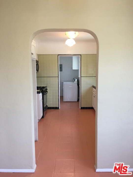 1180 Hi Point Street Los Angeles, CA 90035 - Photo 18 of 30