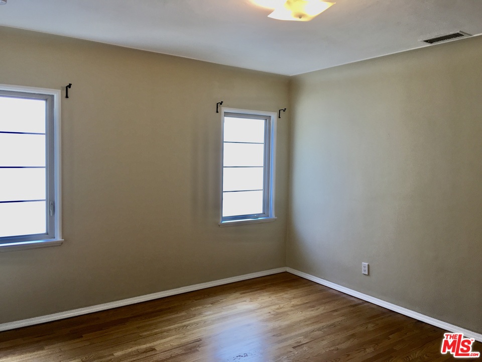 1180 Hi Point Street Los Angeles, CA 90035 - Photo 24 of 30