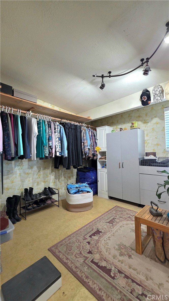47527 Silver Valley Road Newberry Springs, CA 92365 - Photo 18 of 70